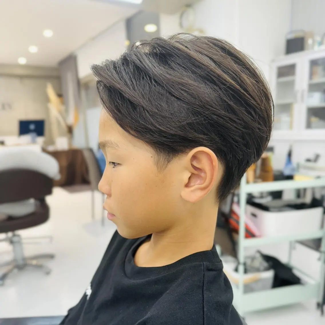 キッズ ショート ボブ 髪質改善 ショートヘア 縮毛矯正 ウルフカット レヴ　草加駅3分🌻 ✂️早朝深夜営業🌱のヘアスタイル