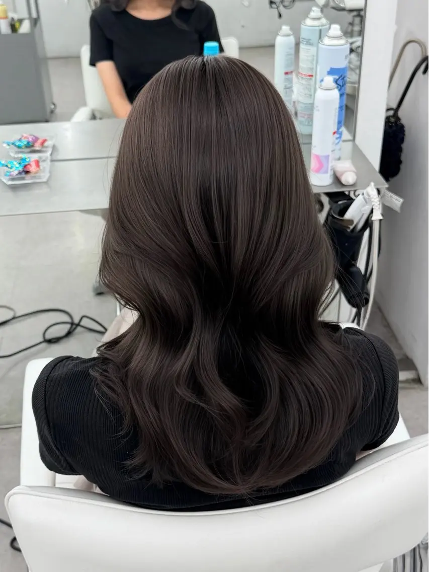 ロング カラー 透明感カラー グレージュ カット ヘアカラー トリートメント 韓国ヘア/顔周り ヘアセット/加藤優里のヘアスタイル