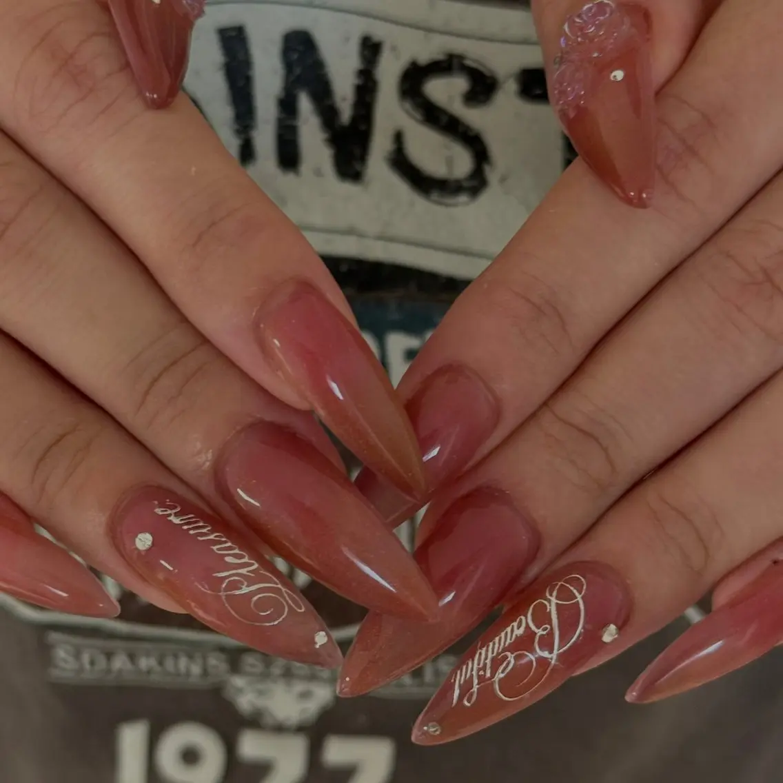 セミロング 韓国風ヘア フットネイル navi nail ayaneのネイルデザイン