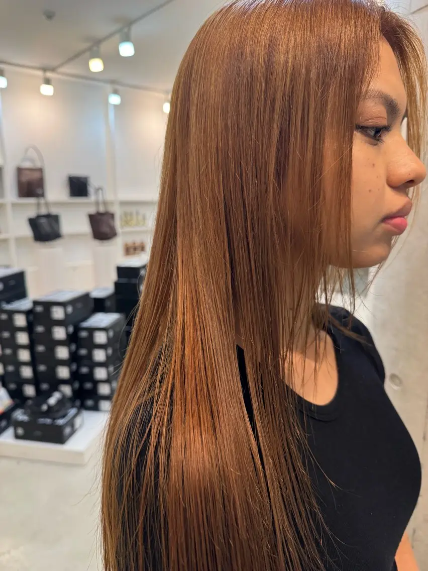 ロング ヘアカラー ｔa k k e ｙｕのヘアスタイル