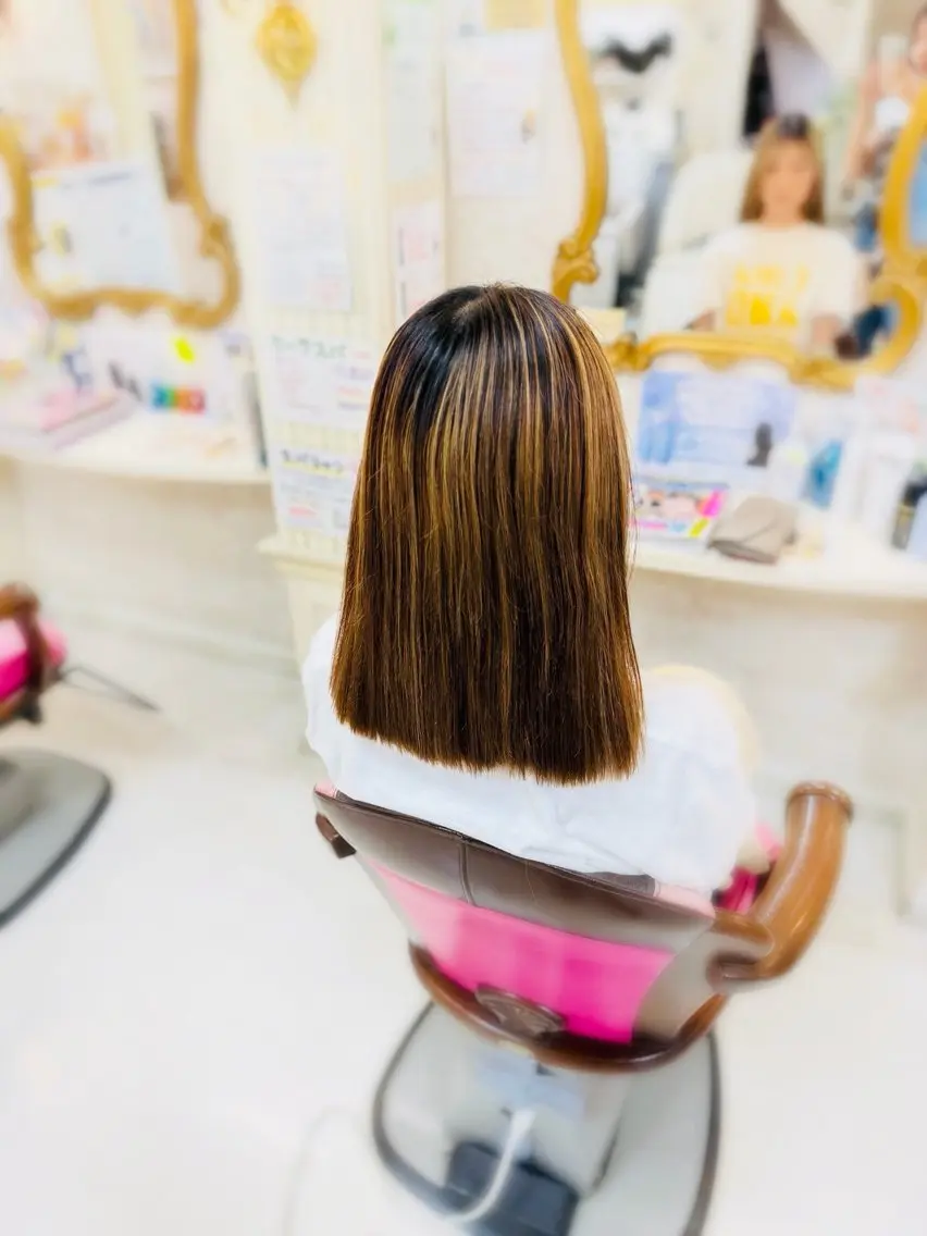 ミディアム カット 菅沼 美咲のヘアスタイル