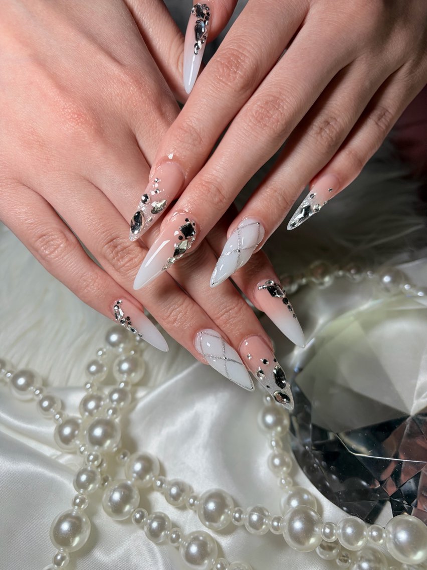 ネイル Rits Nail 👽HARUのネイルデザイン