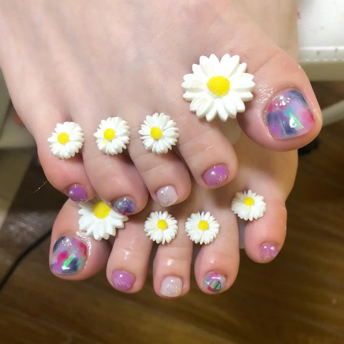 ネイル フットネイル luana nailのネイルデザイン