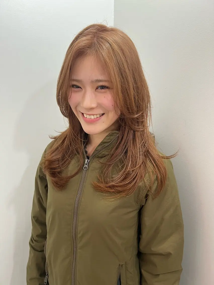 ミディアム カット ヘアカラー トリートメント 💥ウルフカット デザインあんな💥のヘアスタイル