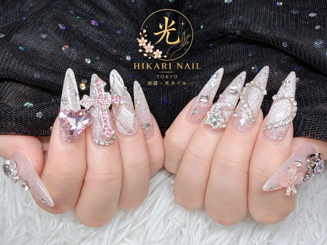 ネイル チークネイル 長さ出し フレンチネイル ガーリー ハート ハンドネイル HikariNail Ikebukuroのネイルデザイン