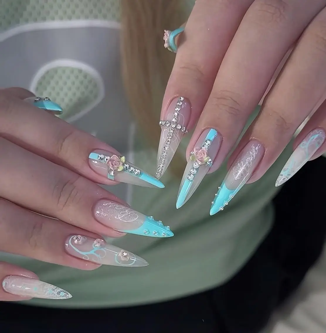 ネイル ハンドネイル she’s nailのネイルデザイン