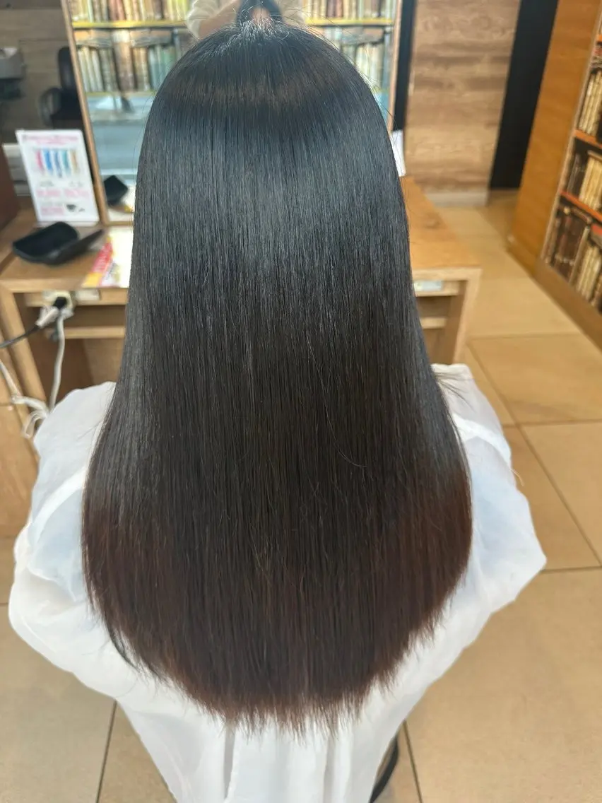 ロング 縮毛矯正 縮毛矯正 EARTH 市ヶ谷店 /  松井のヘアスタイル