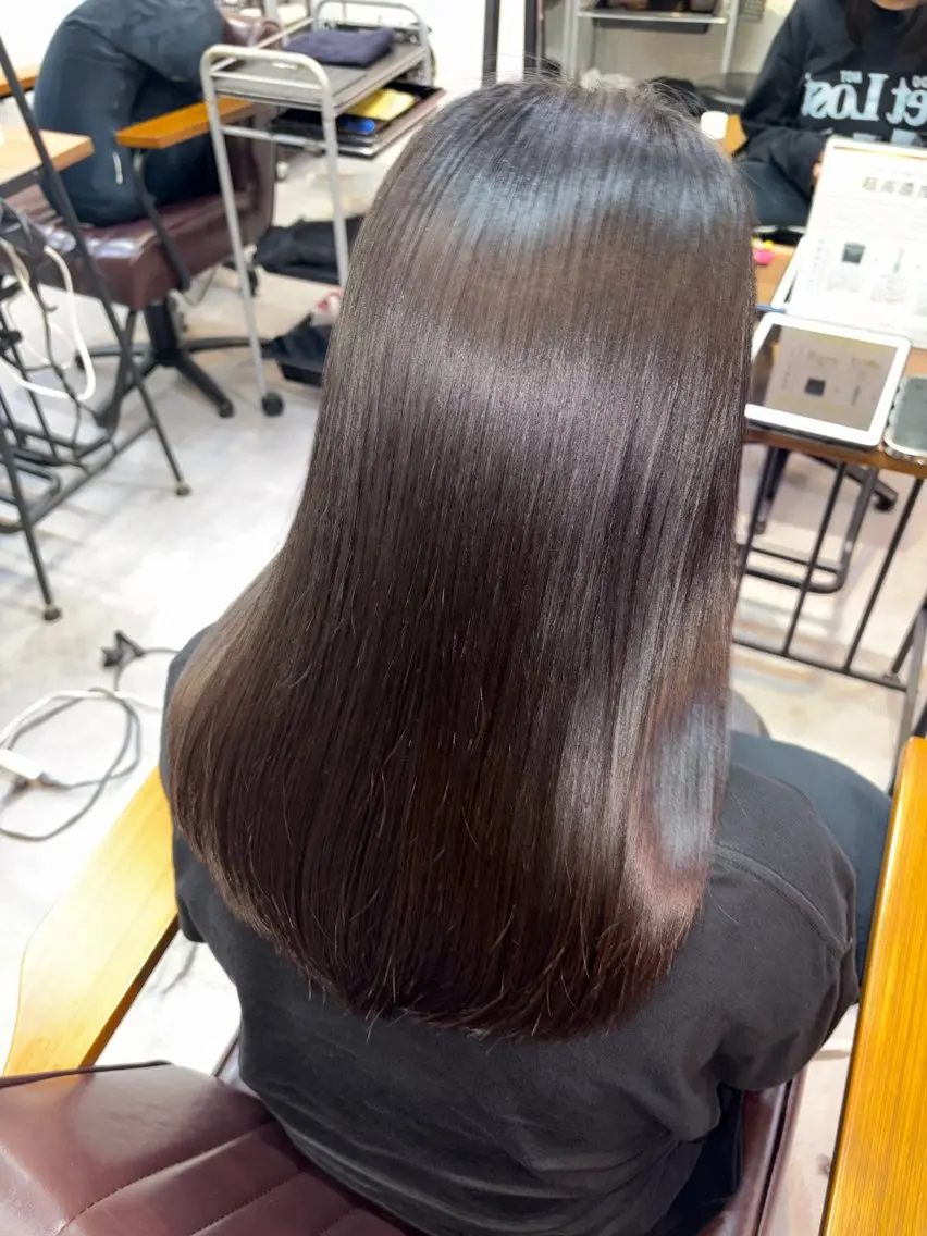 セミロング 酸性ストレート 原 麻耶のヘアスタイル