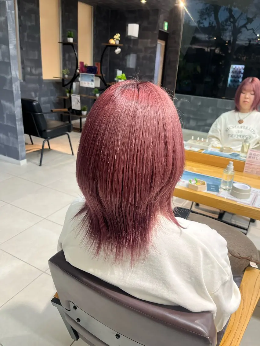 ミディアム カラー シールエクステ ベージュカラー ブリーチ ブロンド ブラウンカラー ヘアカラー 🩵さき🤍 可愛いを叶える美容師のヘアスタイル