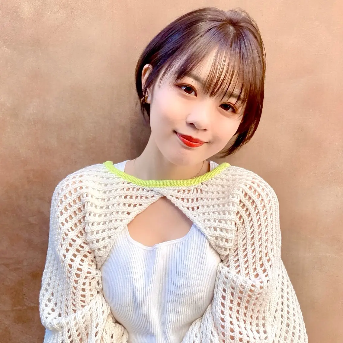 ショート カット 岡野 静華のヘアスタイル