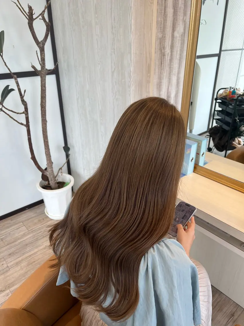 ロング カラー ベージュカラー ヘーゼル ヘアカラー ブリーチなしWカラー レイヤー/Rickyのヘアスタイル