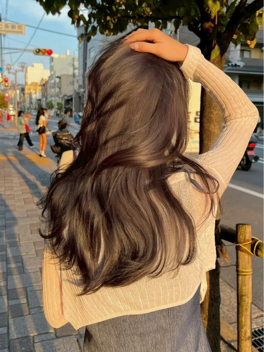 ロング 🫧透明感艶カラー/ 美髪/みつのぶ🌻のヘアスタイル