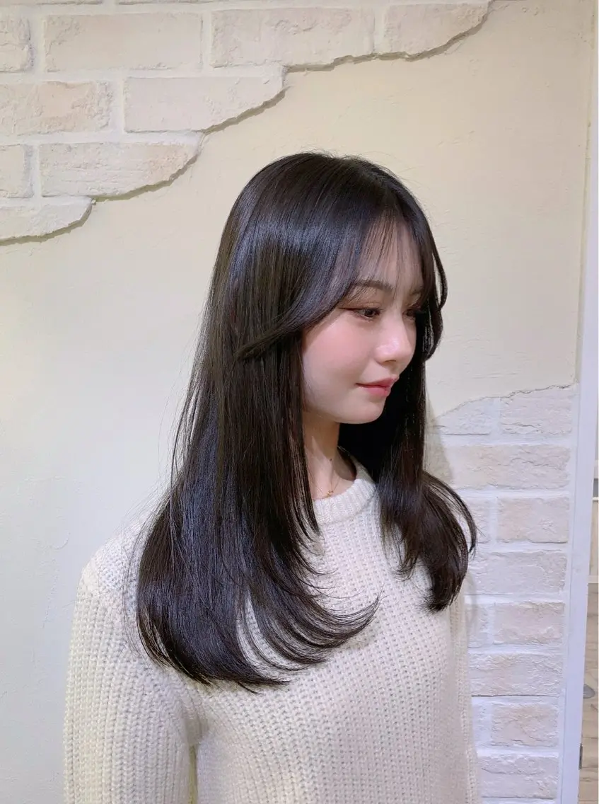 セミロング カラー レイヤーカット カット &.越冨 レイヤー/ 顔周り特化/髪質改善のヘアスタイル