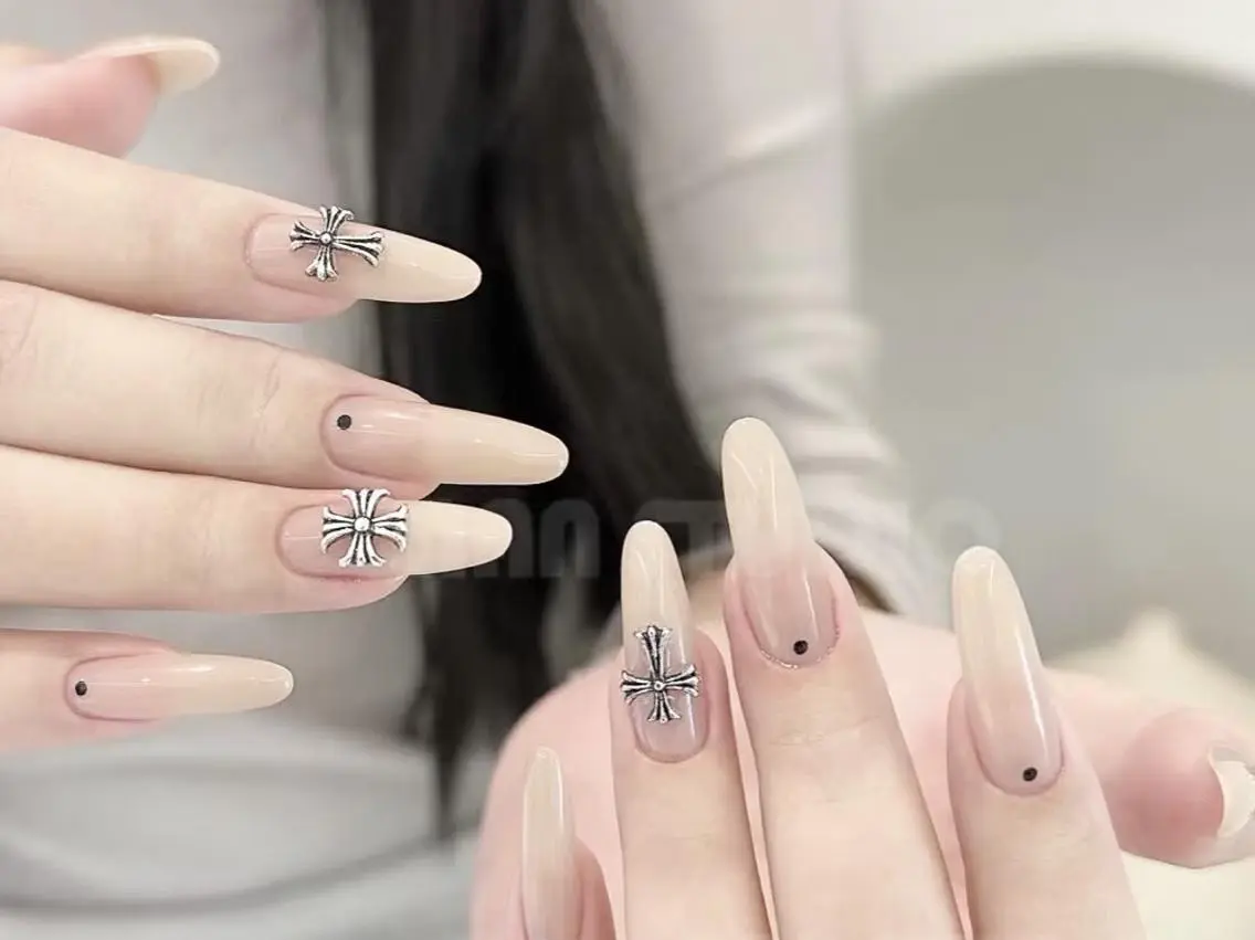 ネイル メンズ メンズ韓国風 オーロラネイル チークネイル 長さ出し フットネイル 【スカルプ専門店】 Naomi nailのネイルデザイン