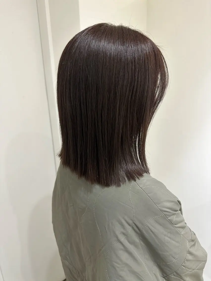 【🤍2回目以降の方】カット込み！🪩艶カラー＋髪質改善トリートメント💎ワンカラーで柔らかいツヤ髪に（ロング料金あり）の写真