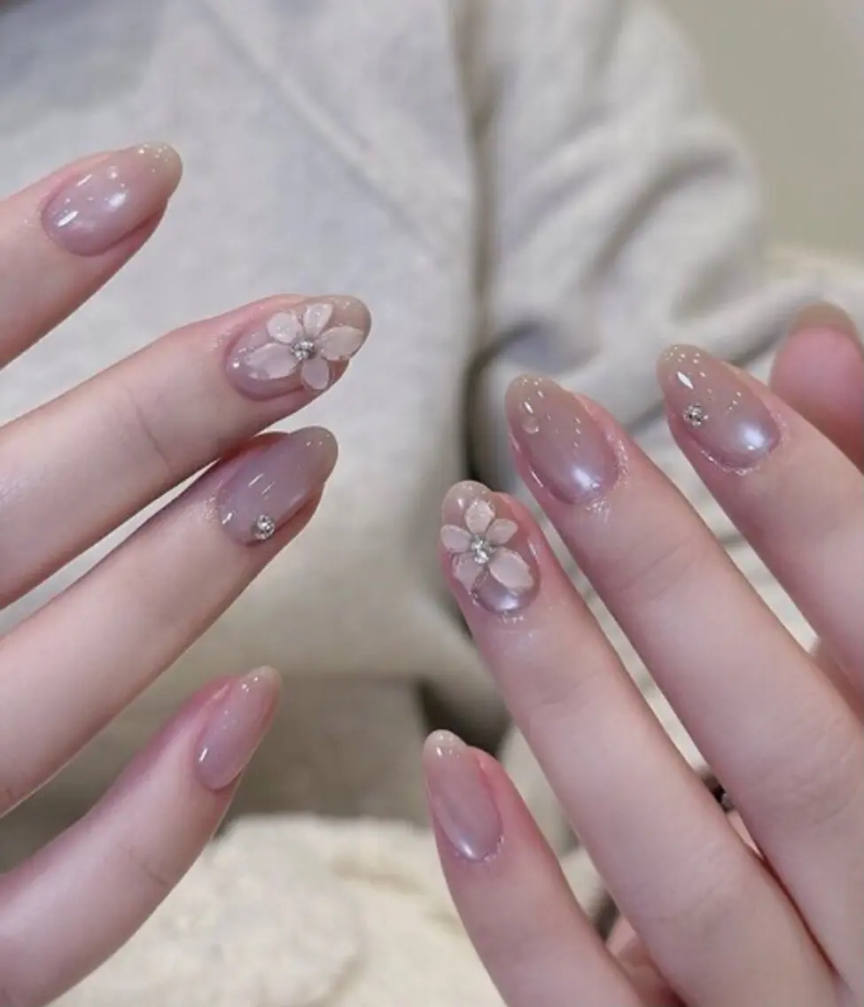 ネイル YumiNail 長さだし&ハンドケアのネイルデザイン