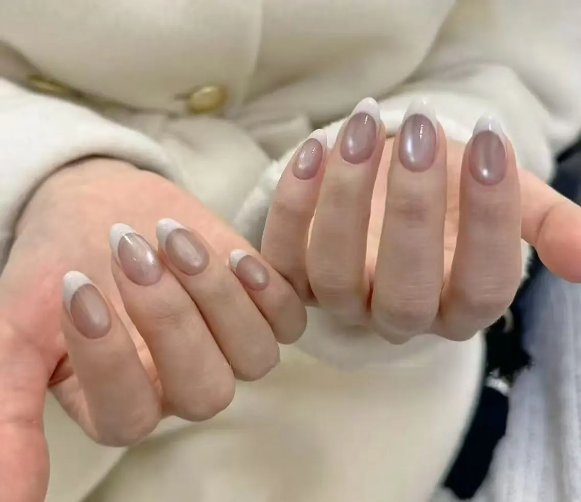 ネイル フラワーネイル フレンチネイル ジェルネイル ガラスフレンチ ハート ハンドネイル BabyYouMi nailのネイルデザイン