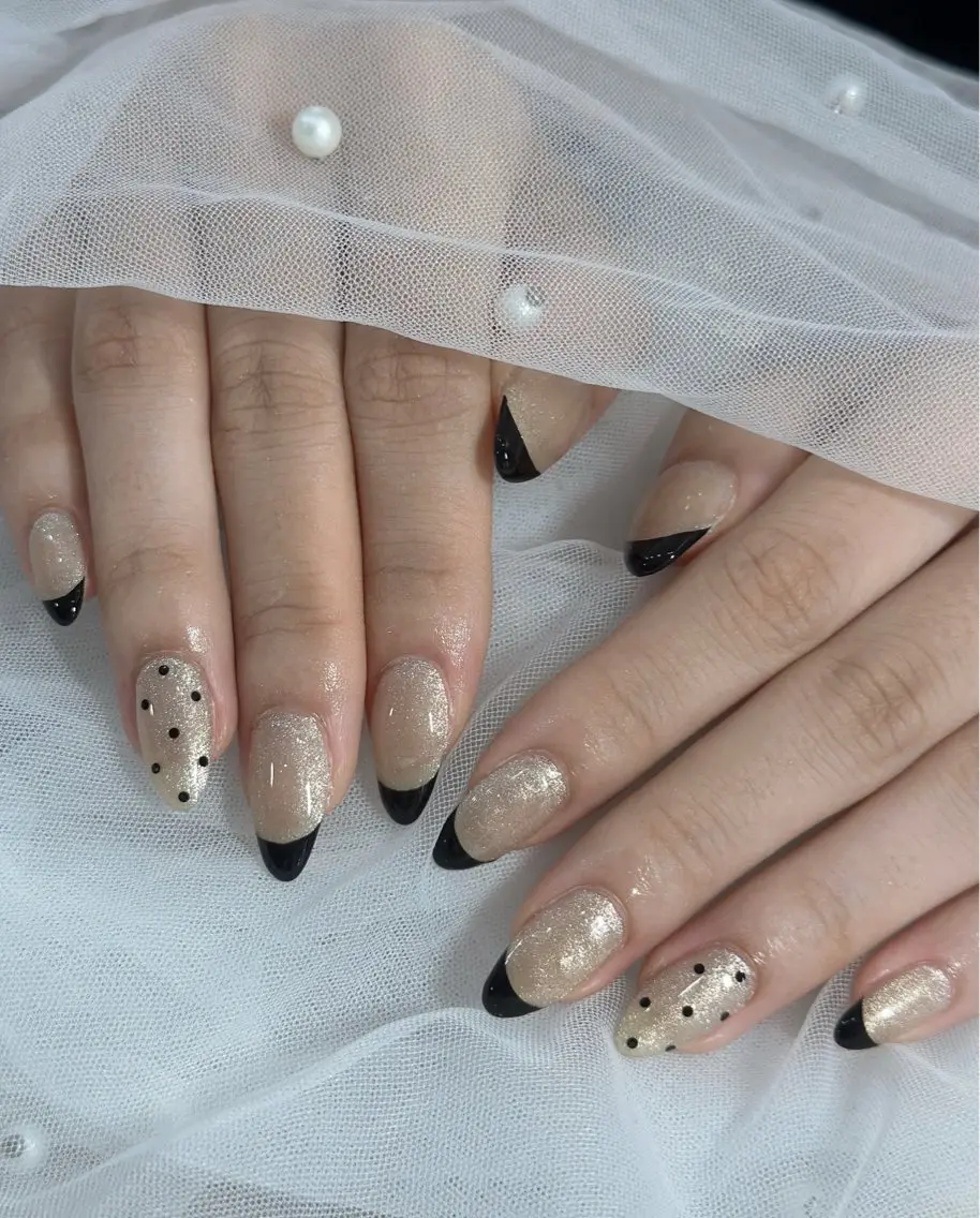 ネイル ハンドネイル フットネイル LAVISH nanamiのネイルデザイン