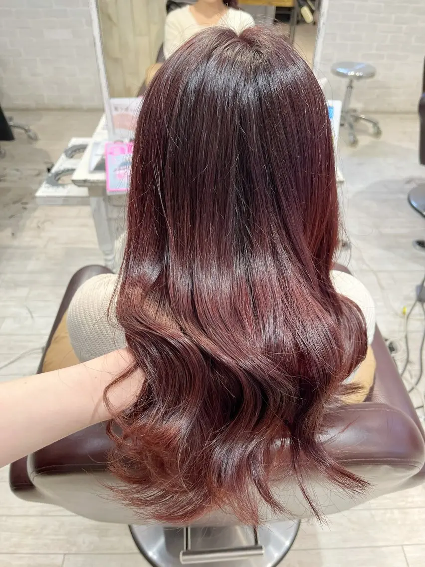 ロング ヘアカラー 杉浦 悠月のヘアスタイル