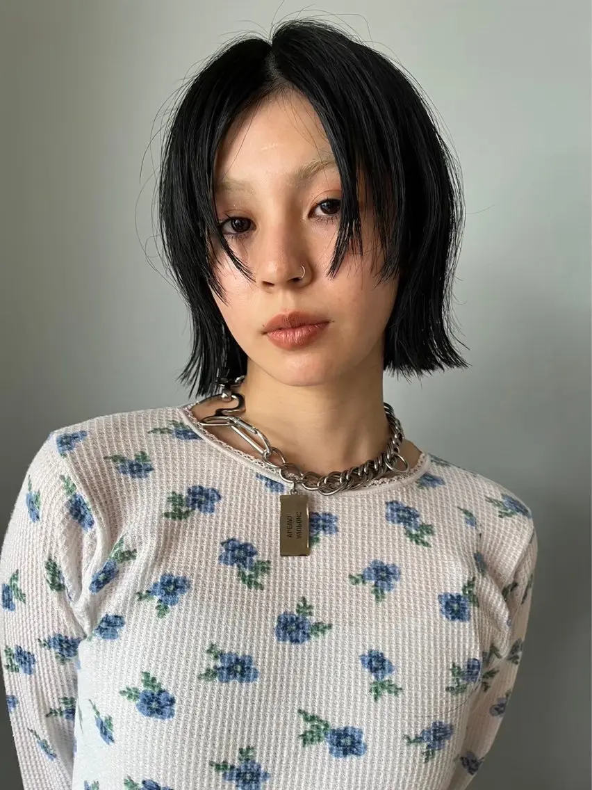 ショート 小林 虹花のヘアスタイル