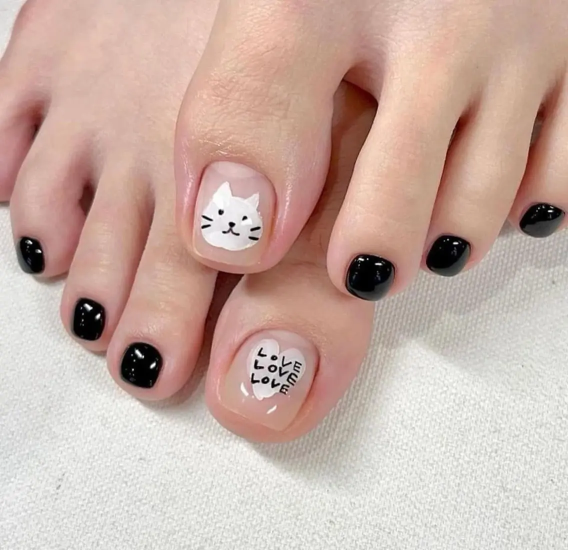ネイル フレンチネイル ジェルネイル 韓国ネイル マグネットネイル マグネットフレンチ akina nailsのネイルデザイン