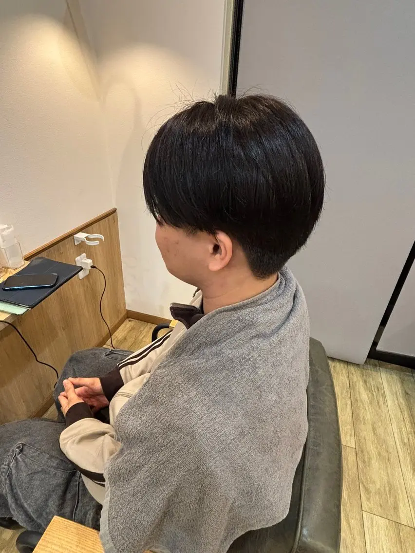 ショート 荒堀 俊寿のヘアスタイル
