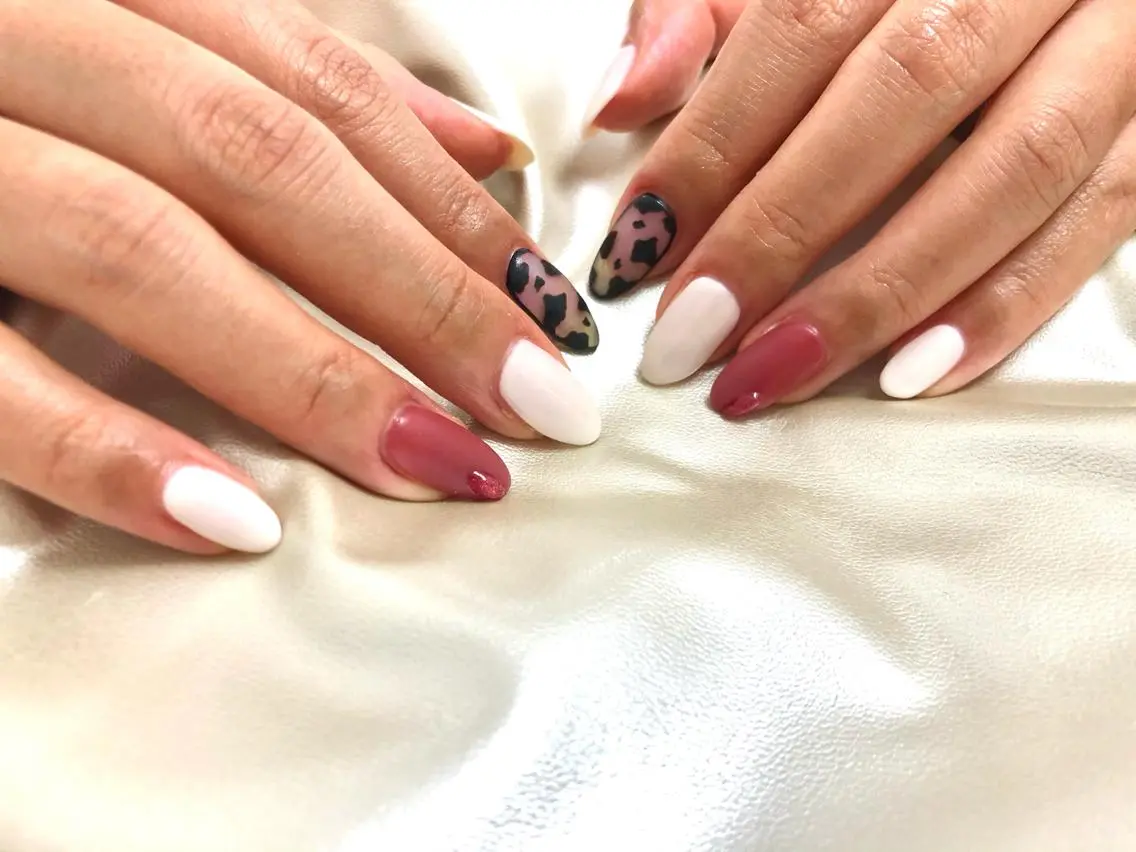 ネイル ハンドネイル mogunail &blowのネイルデザイン