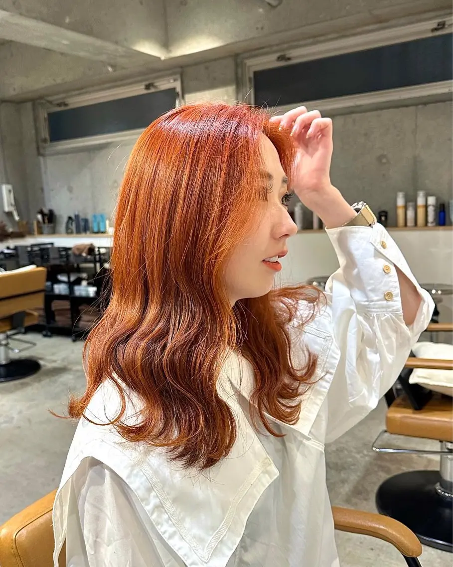 カラー ブリーチ オレンジ 韓国レイヤー・ボブ/ 暖色⭐️優香⭐️のヘアスタイル