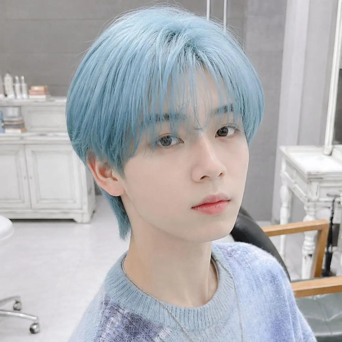 ショート メンズ カラー メンズハイトーン メンズ韓国風 メンズウルフカット ブルーカラー ダブルカラー DAYS Men’sのヘアスタイル