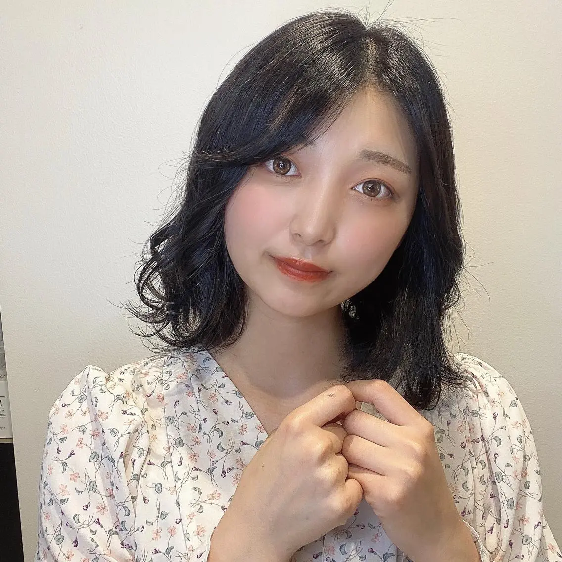 ミディアム equal銀座 黒田💚のヘアスタイル