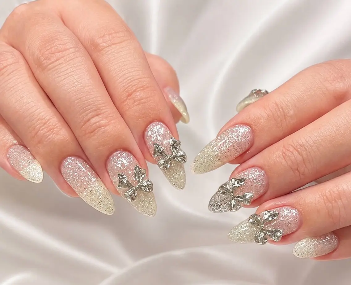 ネイル フレンチネイル ジェルネイル 韓国ネイル マグネットネイル 持ち込み ハンドネイル Royal Nail-RINAのネイルデザイン