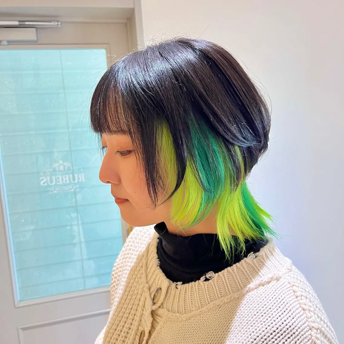 ショート カラー ブリーチ ヘアカラー トリートメント ✨髪質改善🎨 杉本賢人のヘアスタイル