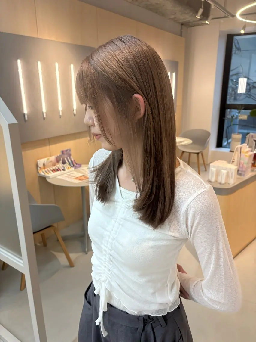 セミロング 顔まわりレイヤー 韓国風ヘア レイヤーカット 小顔カット 垢抜けレイヤー特化× 髪質改善 藤原悠暉のヘアスタイル