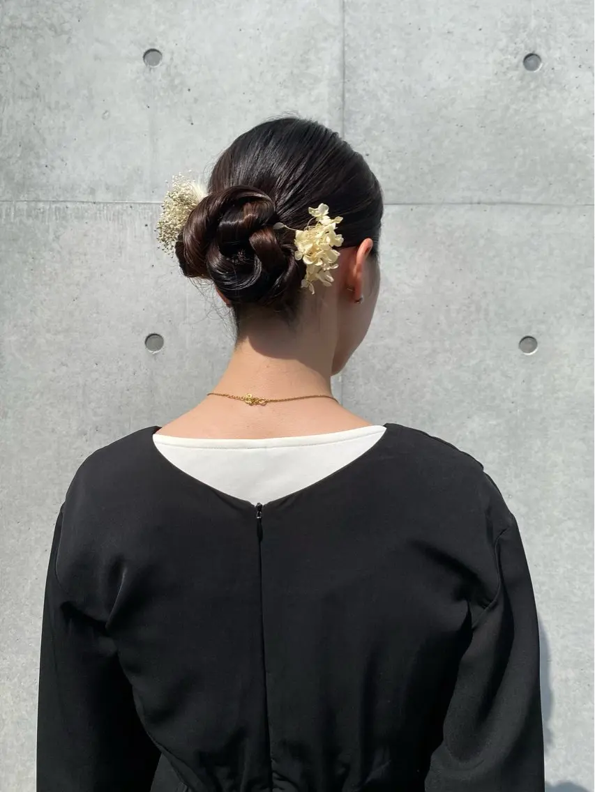 ロング ヘアアレンジ 結婚式・ブライダル ヘアセット mina 🌷のヘアスタイル