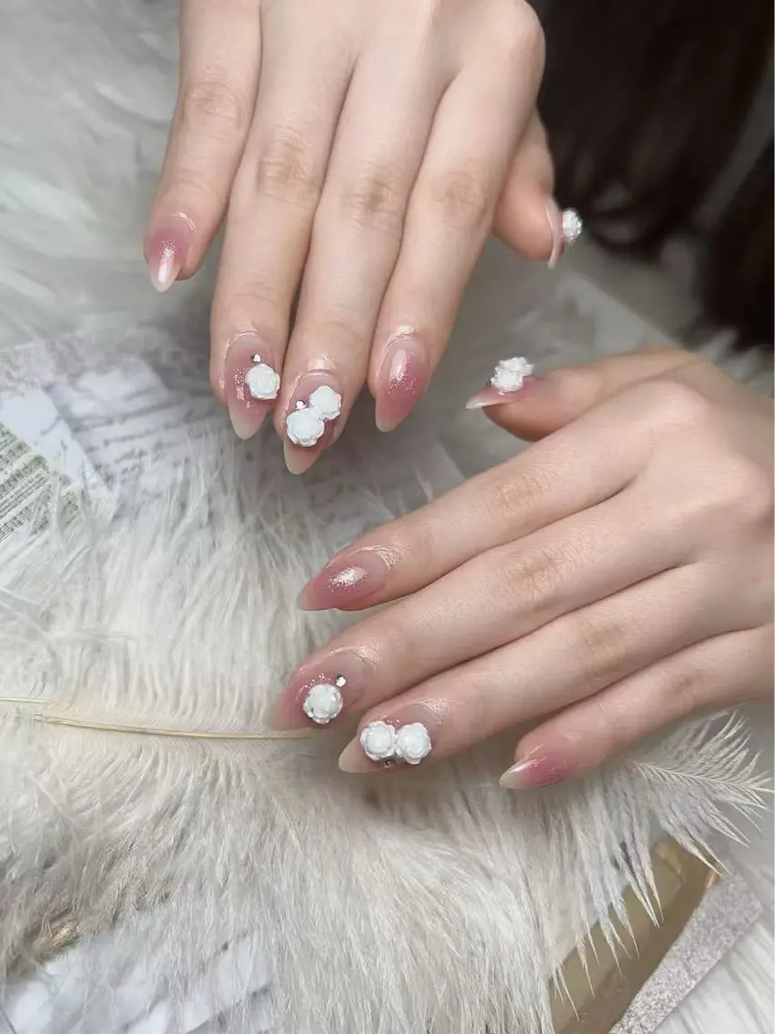 ネイル ハンドネイル T&Knail アイカのネイルデザイン