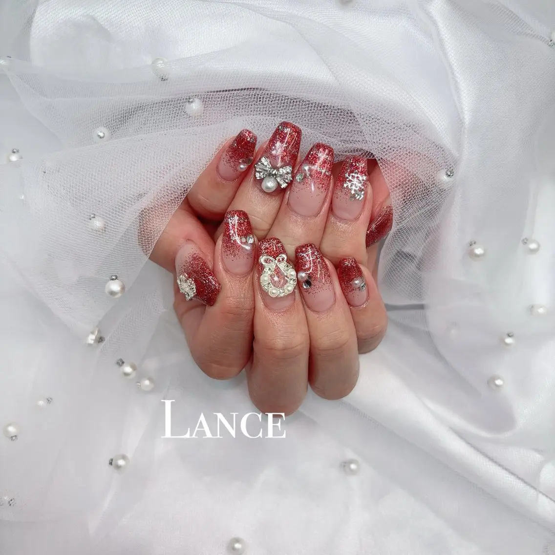 ネイル オーロラネイル フットネイル フレンチネイル ガラスフレンチ 氷ネイル・うるうるネイル Lance nailのネイルデザイン