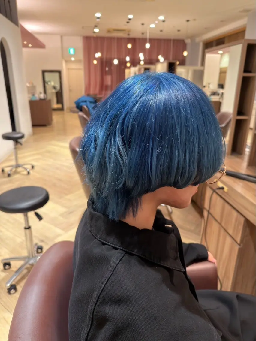 メンズ 🫧✨️‪榎宮秀 透明感 ハイトーンのヘアスタイル
