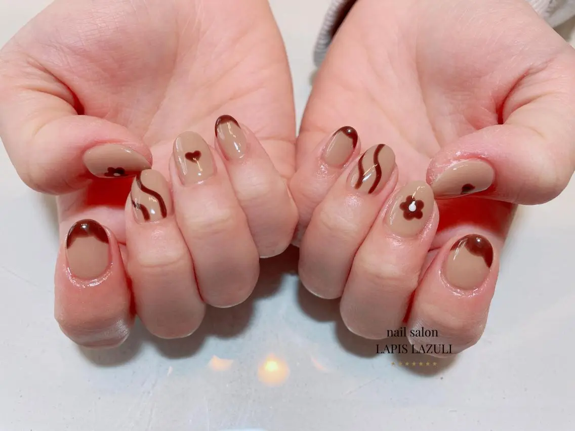 ネイル ジェルネイル マットネイル ミラーネイル ニュアンスネイル オフィスネイル ハンドネイル nail salon ラピスラズリのネイルデザイン