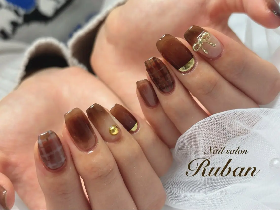 ネイル ブラウン グラデーション リボン Nail salon Rubanのネイルデザイン