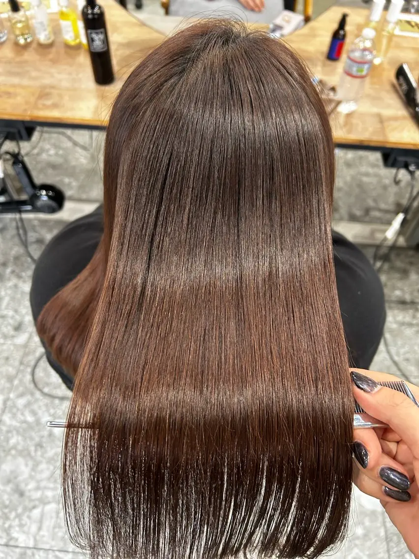 ロング 縮毛矯正 カット 縮毛矯正 透明感カラー 美髪矯正💎momoのヘアスタイル