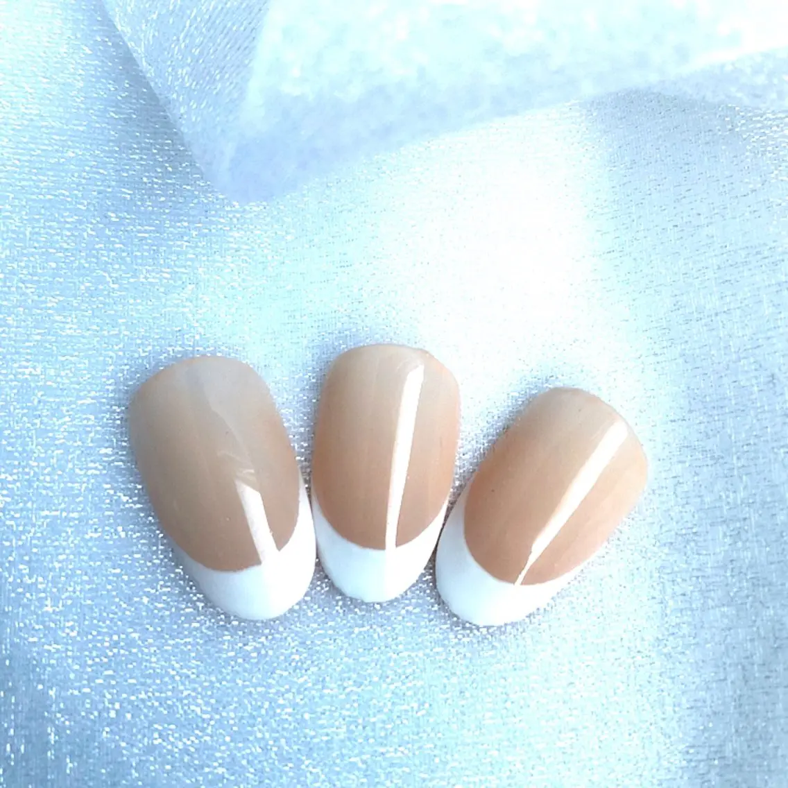 フレンチベース込み💅🏻(オフ込)\自爪育成ケア•爪に優しいジェル使用/の写真