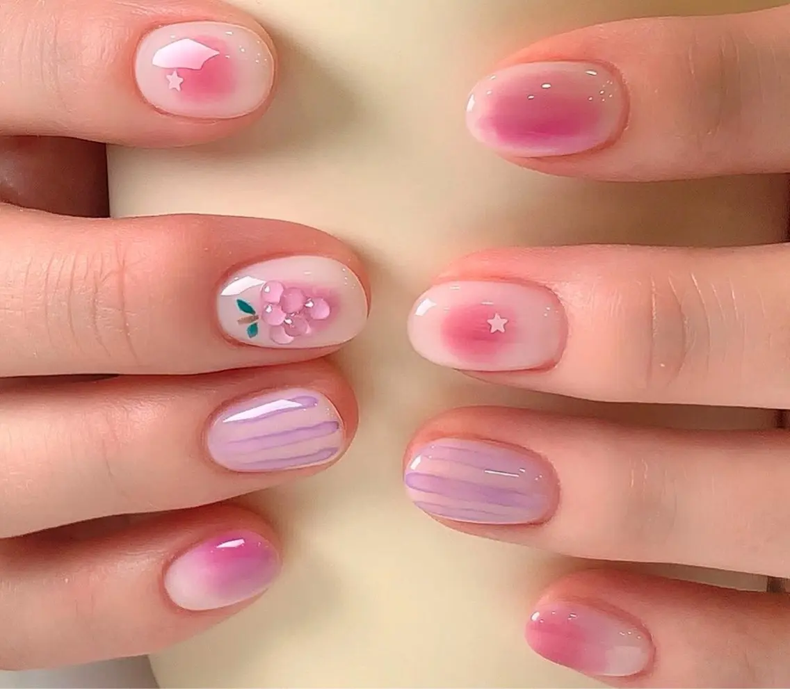 ネイル アートネイル オーロラネイル チークネイル フレンチネイル ガラスフレンチ ハンドネイル 🎀🎀YooLi Nail Salonのネイルデザイン
