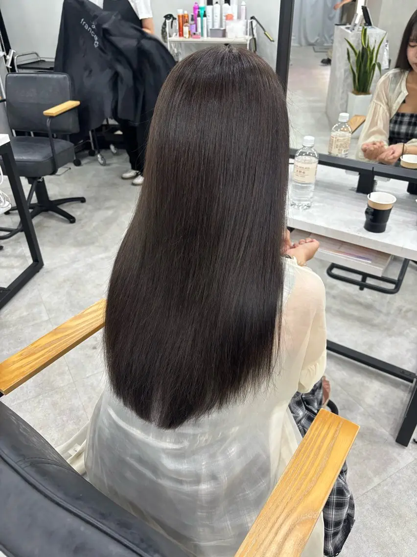 ロング カラー ヘアカラー トリートメント 透明感カラー×顔周り カットhinata♡のヘアスタイル