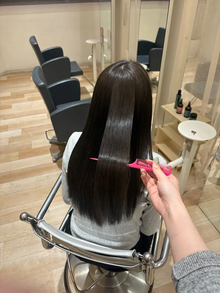 パーマ 縮毛矯正 安江 萌のヘアスタイル