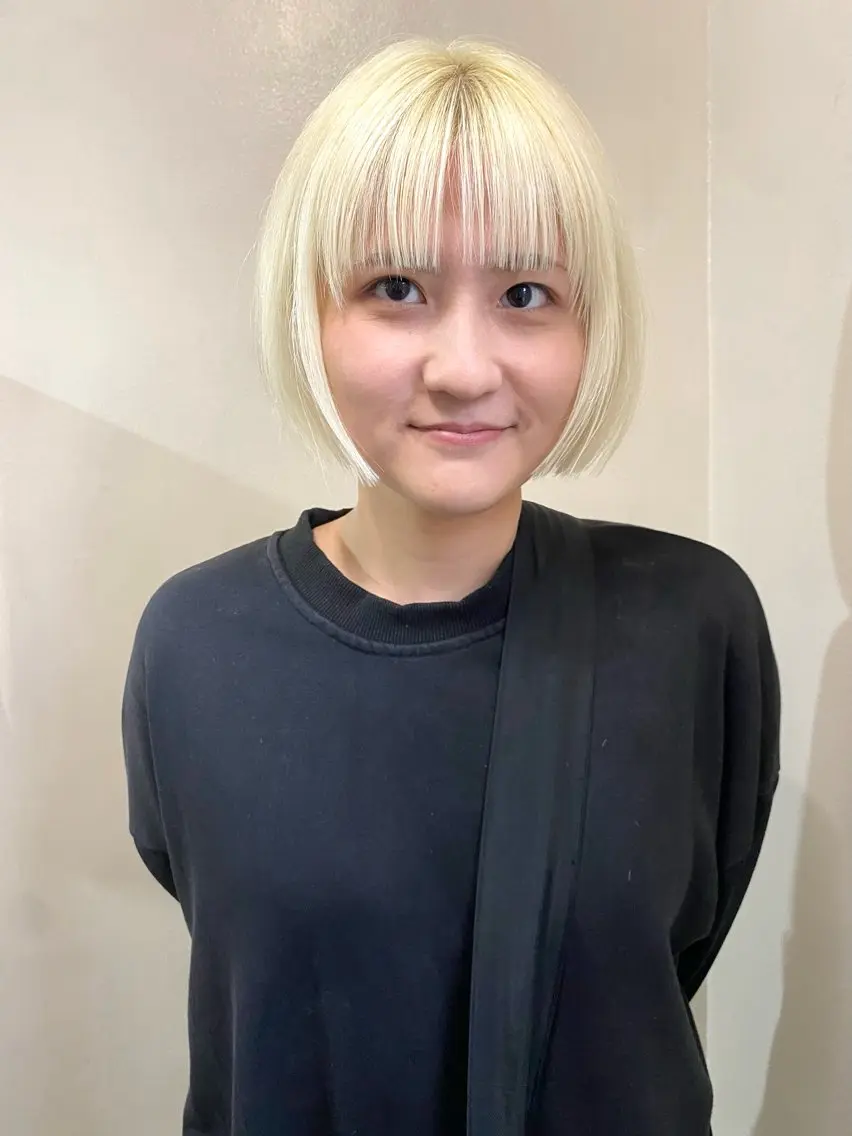 ショート カラー ブリーチ ハイトーンカラー ヘアカラー トリートメント 坂本 裕介のヘアスタイル