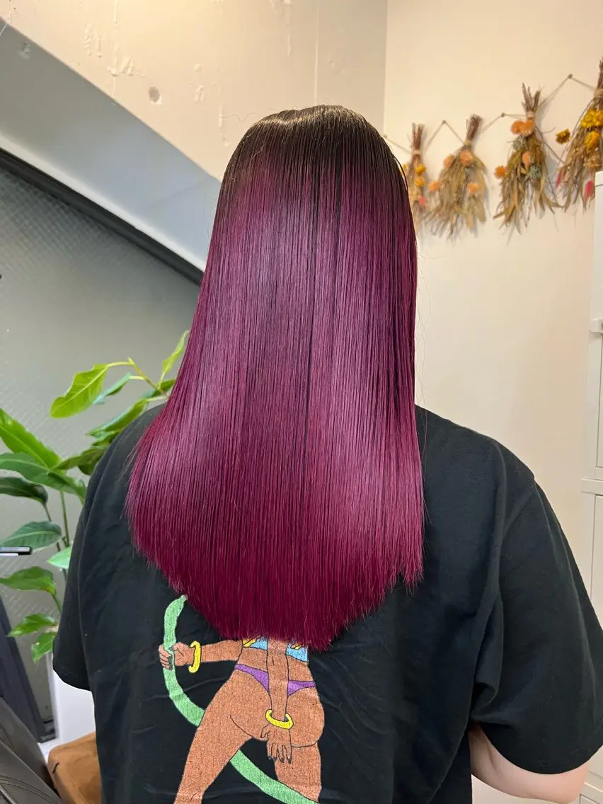 ロング パープルカラー MIZUKI 〰️🤍のヘアスタイル