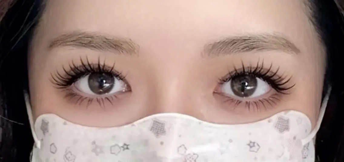マツエク・マツパ フラットラッシュ 韓国風マツエク パリジェンヌラッシュリフト まつげパーマ 下まつげエクステ Nami🐳マツエク 🌸新大久保LED店のマツエク・マツパデザイン