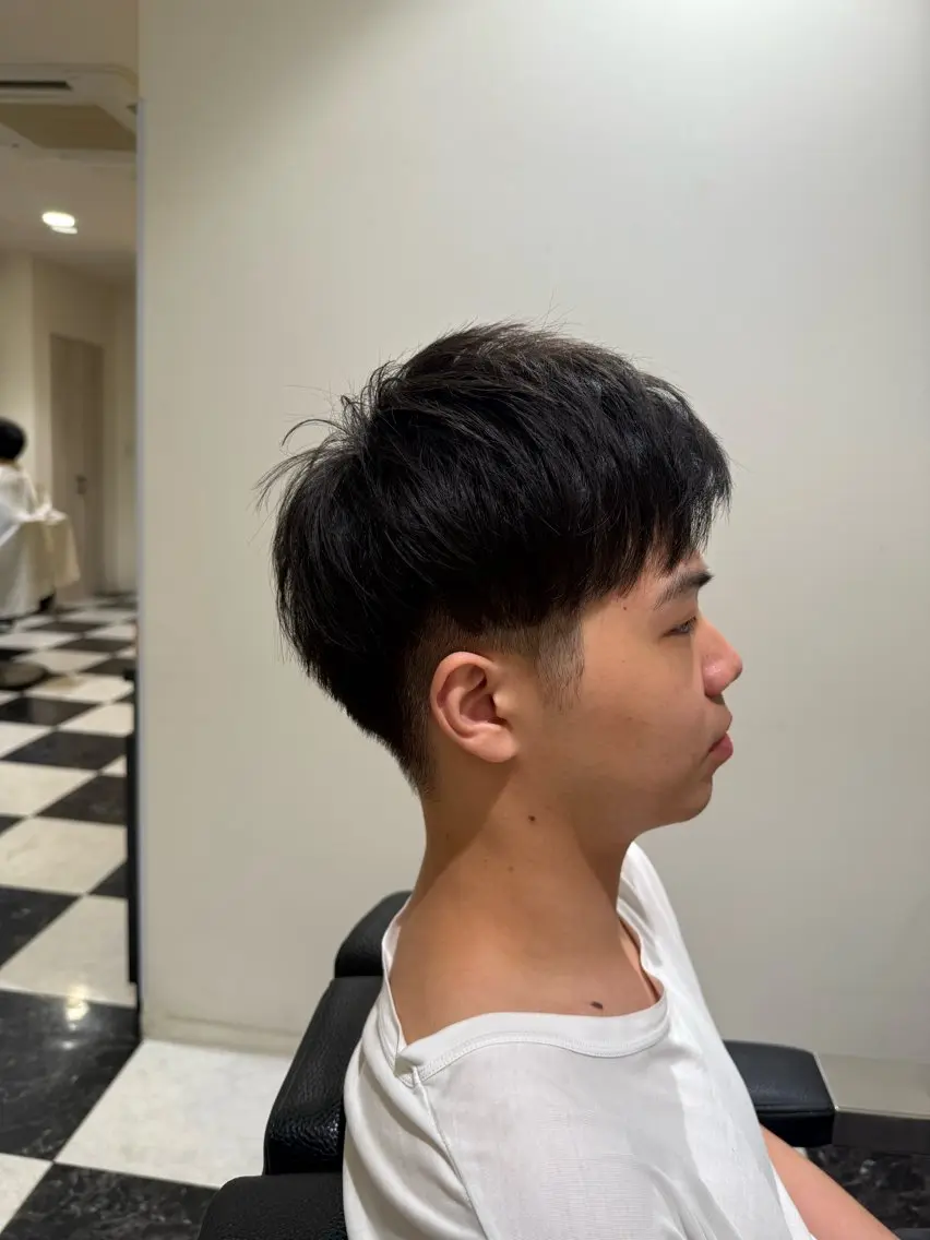 ミディアム メンズ メンズパーマ 似合わせカットのヘアスタイル