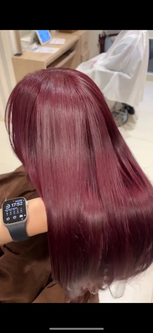 カラー ブリーチ レッドカラー 阿部 萌愛のヘアスタイル