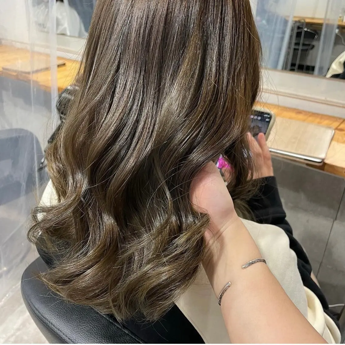 セミロング ヘアカラー トリートメント ヘッドスパ レイヤーStyle 🪽菜々実のヘアスタイル